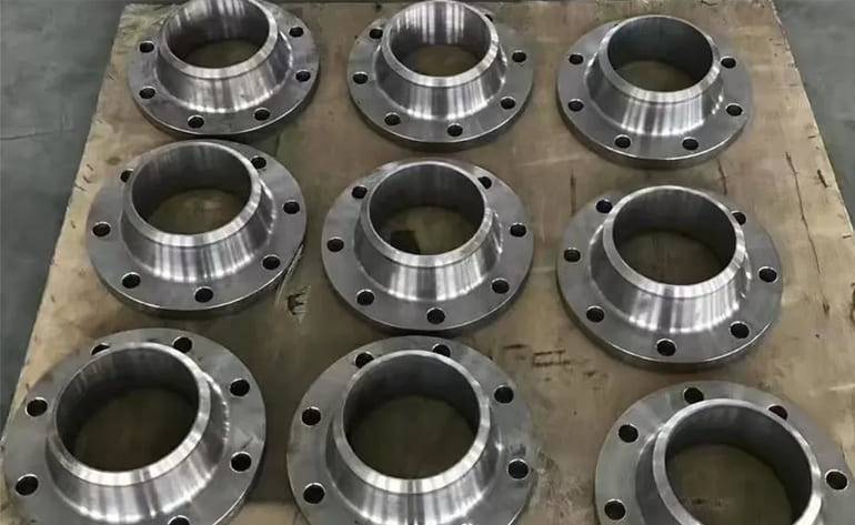 Various types of flanges